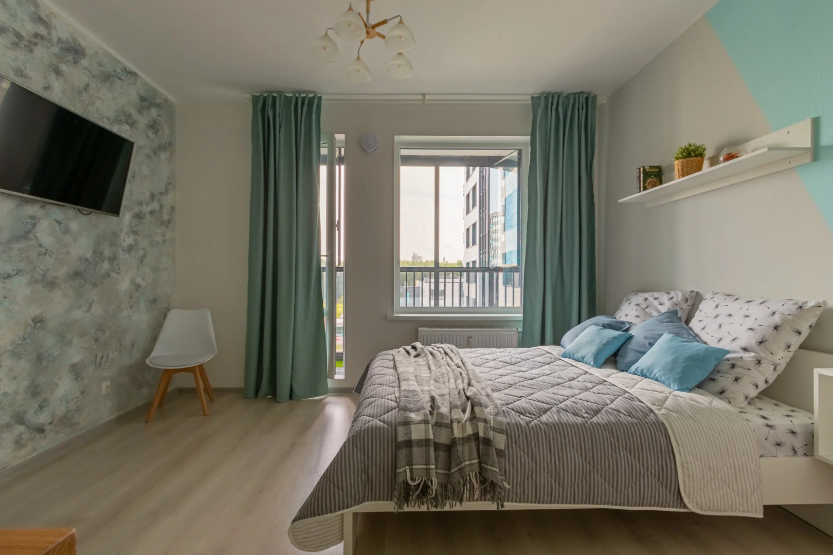 Квартира уютная студия у метро Старая Деревня