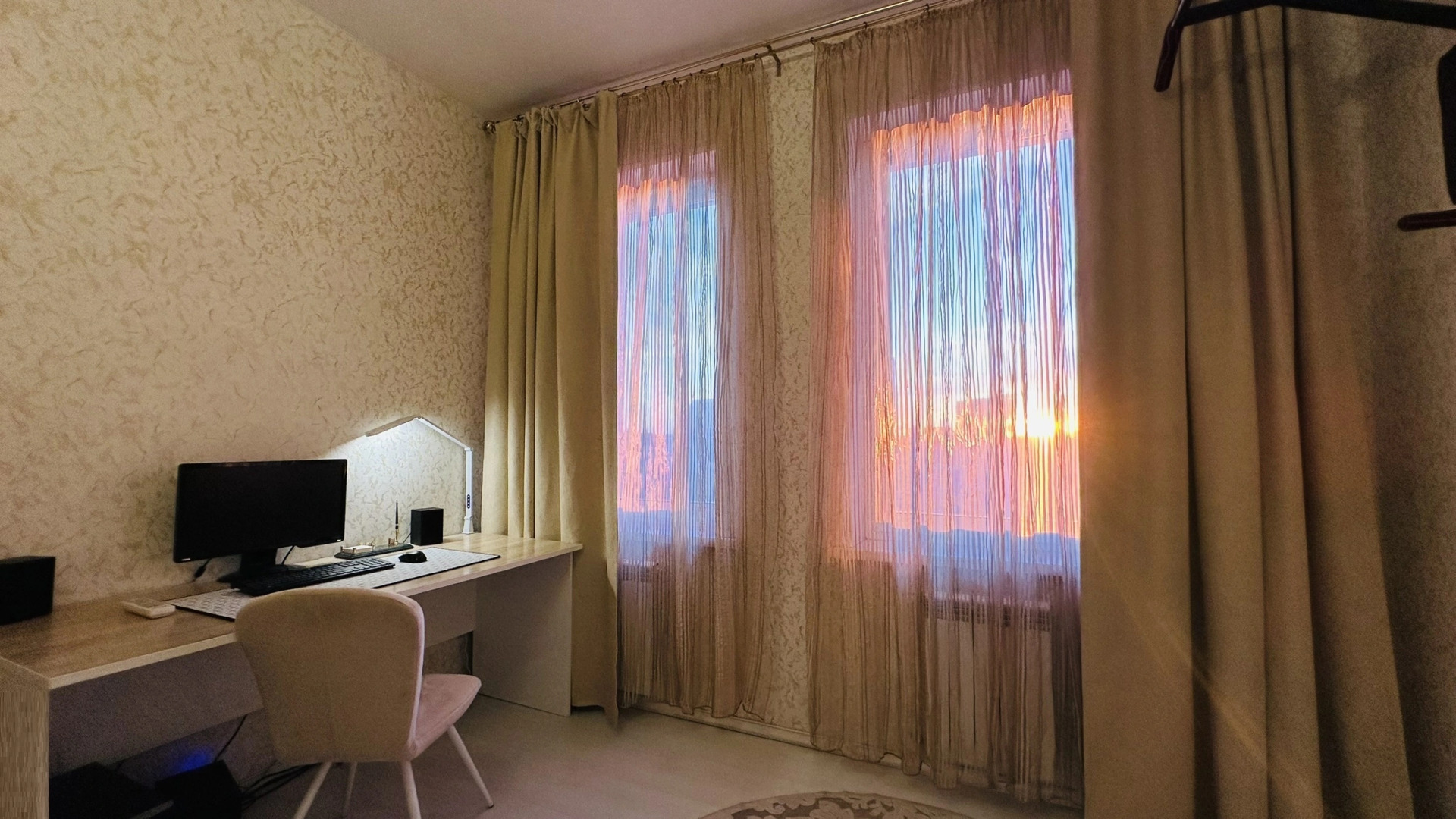 Квартира 3х комнатная с панорамой центра, 11 этаж