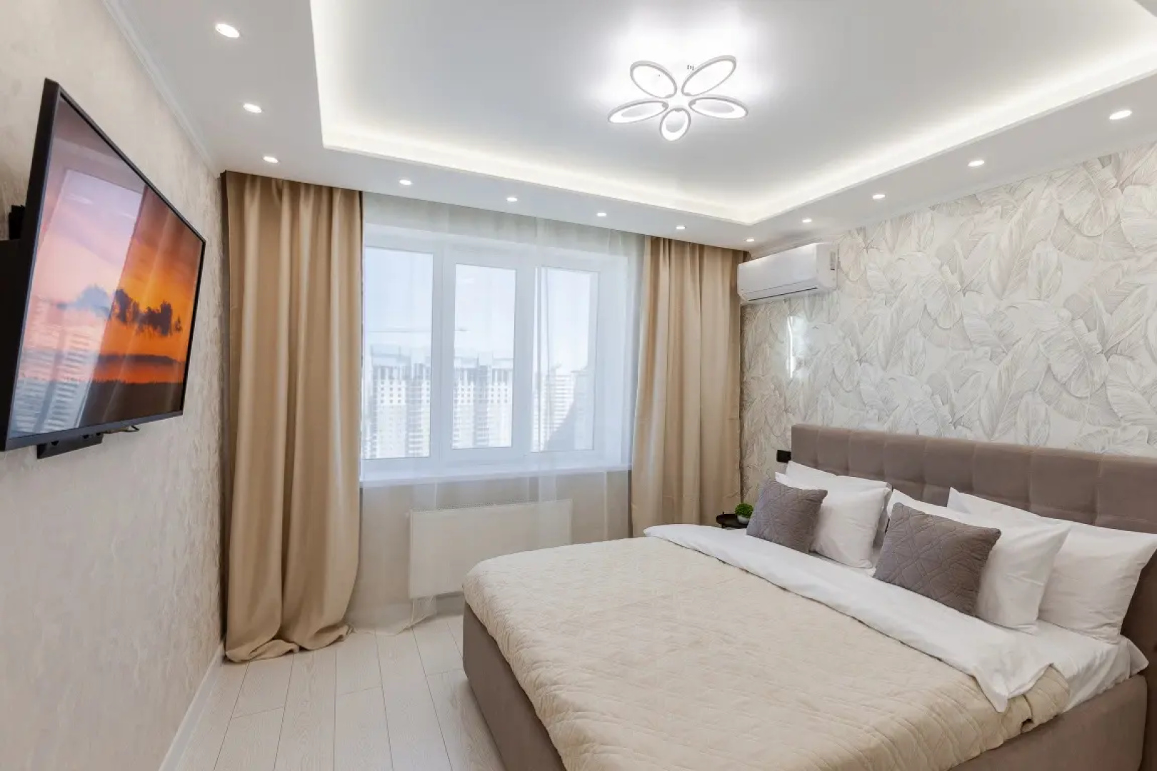 Апартаменты Уютные Апарты RentPlaza 1 с Красивым Видом