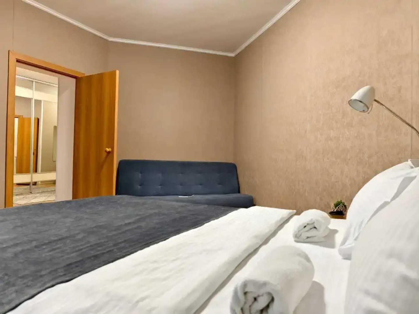 Квартира 2 к Простор напротив ТРЦ Планета