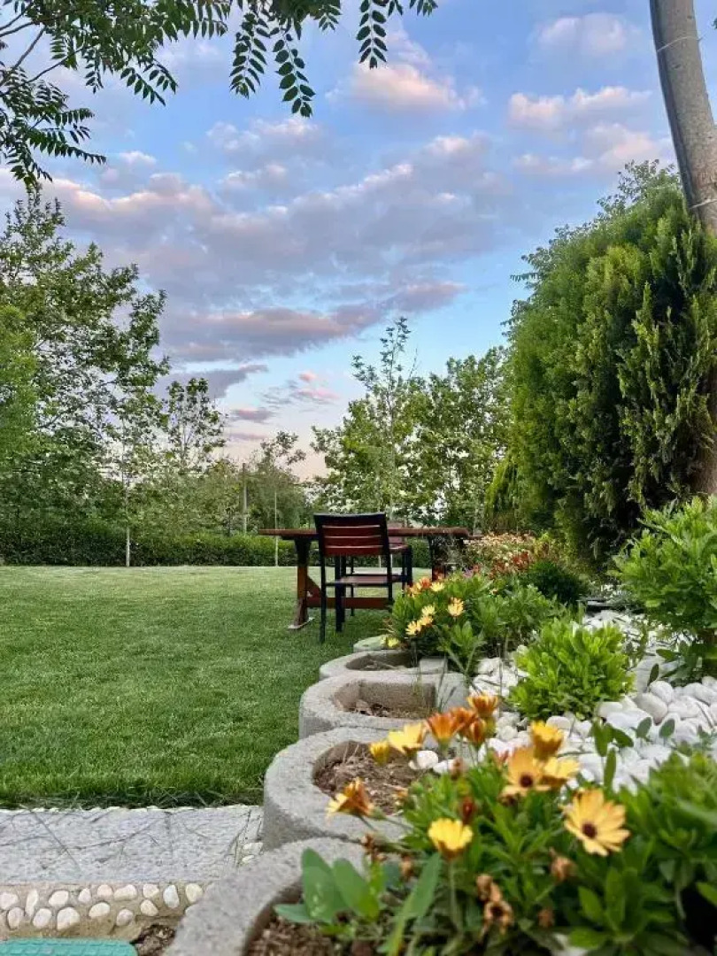 Отель Navy Inn & Bungalows