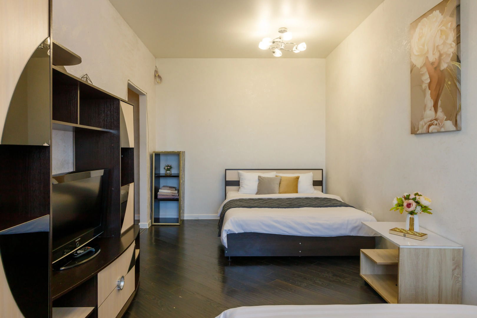 Апартаменты На Вольской