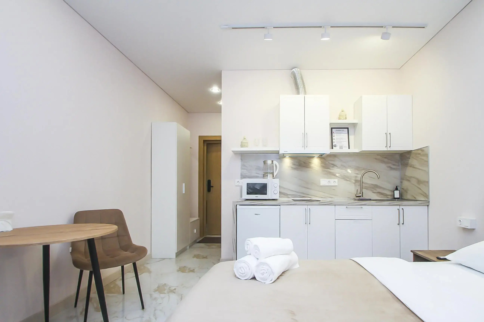 Апартаменты Современная студия