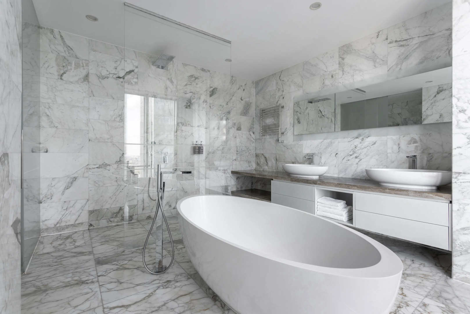 Апартаменты Bathview Apartment by Roomley