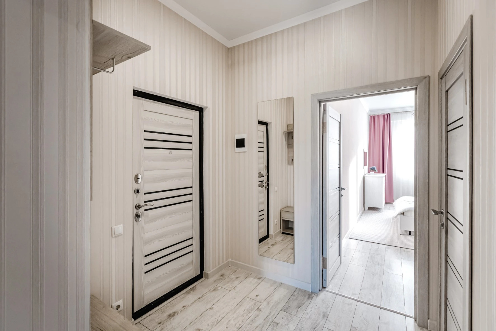 Апартаменты Фиалка от Ирины Савельевой + В курортной зоне + У входа в парк + Рядом Долина роз и Красное солнышко