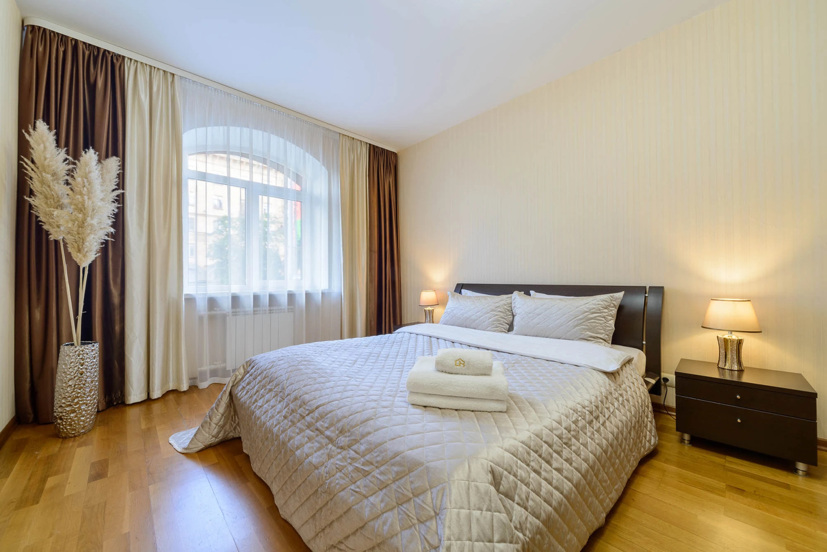 Апартаменты 2-комнатные HomeApart Ленина, 2