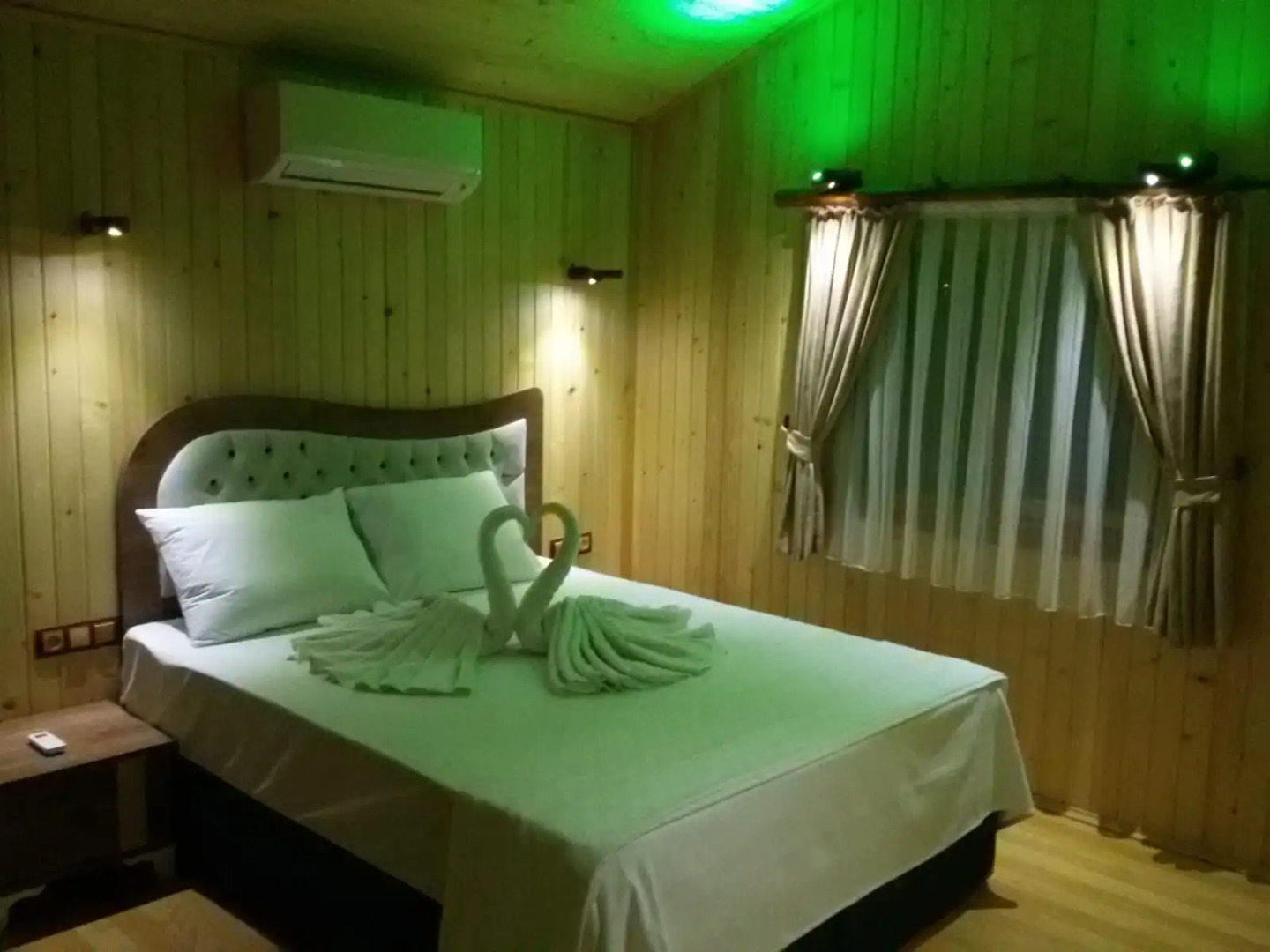 Апарт-Отель Leontopolis