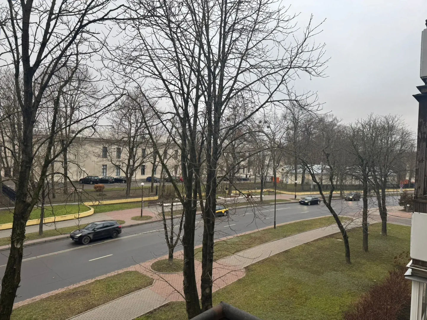 Апартаменты на Давыда Городенского 2/11