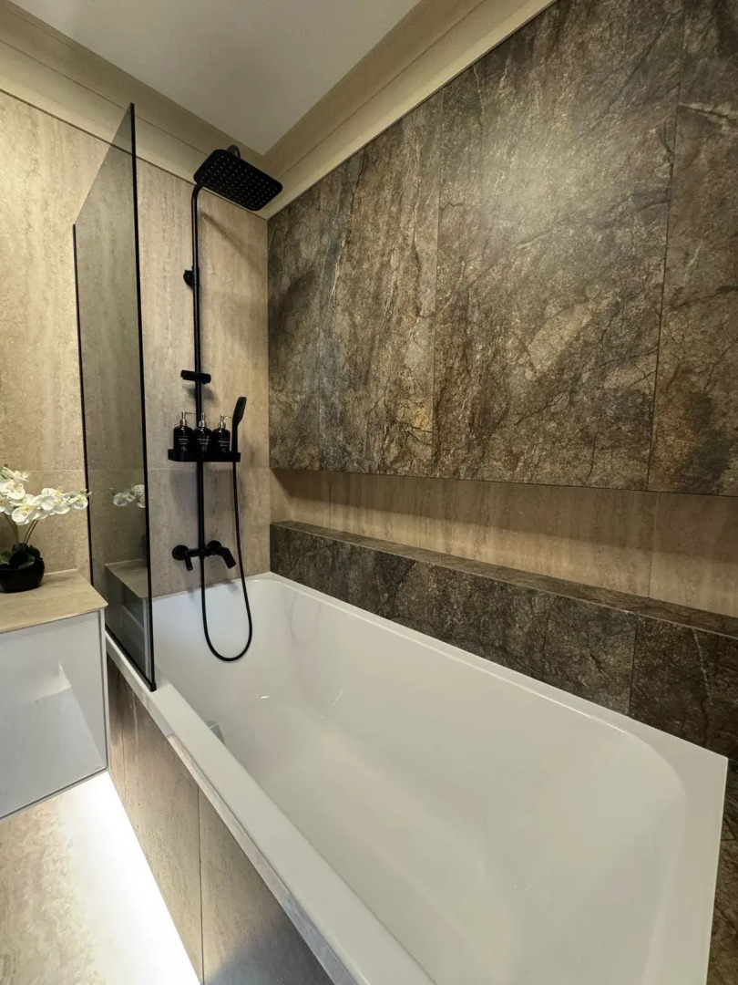 Квартира стильная 2х-к с изысканным ремонтом в ЖК Апарт