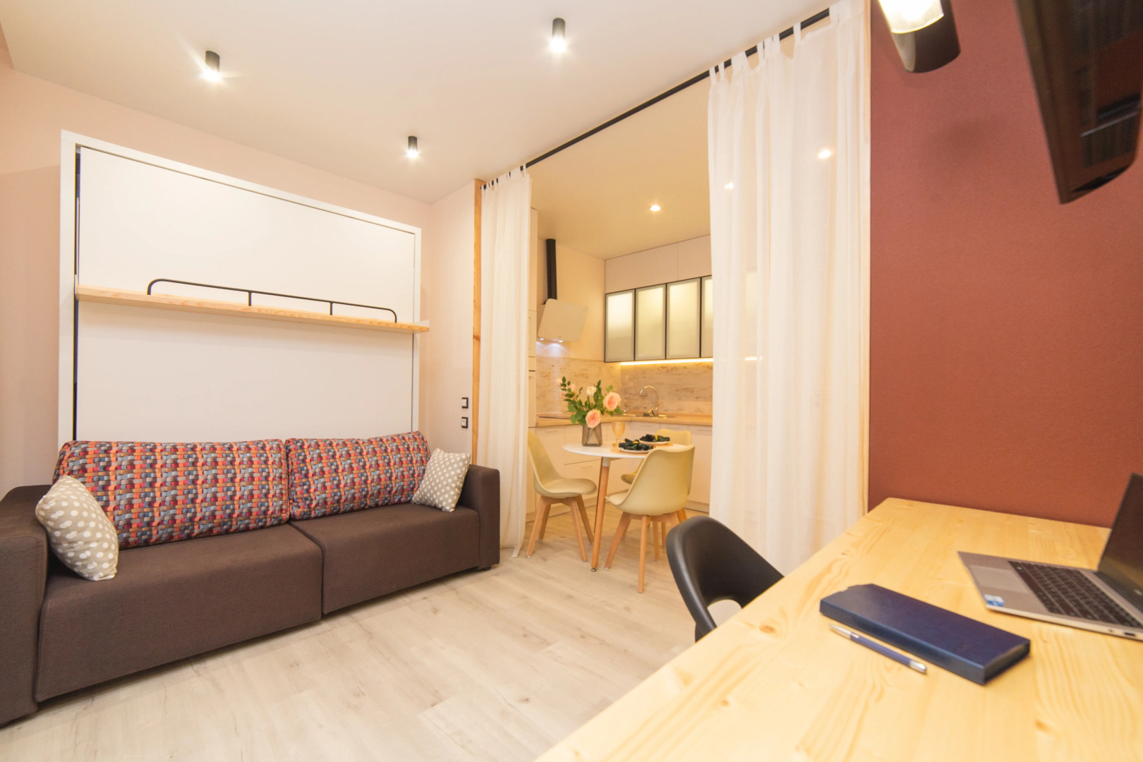 Апартаменты НОЧНИК на Луговой 24к3