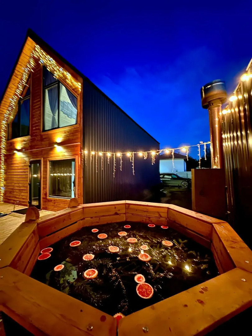 Гостевой дом Барнхаус с баней и чаном