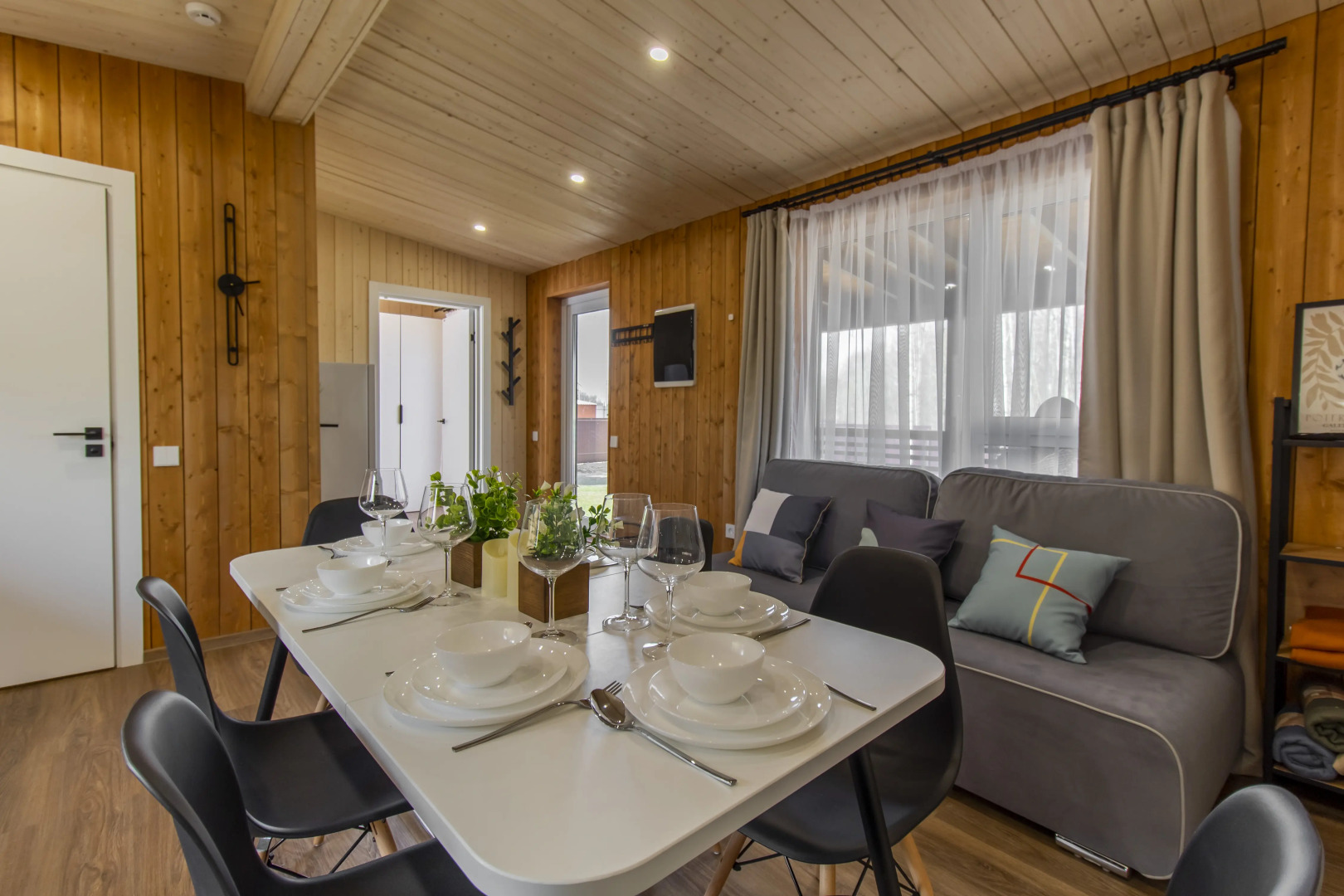 Частный дом Уютный для небольшой компании