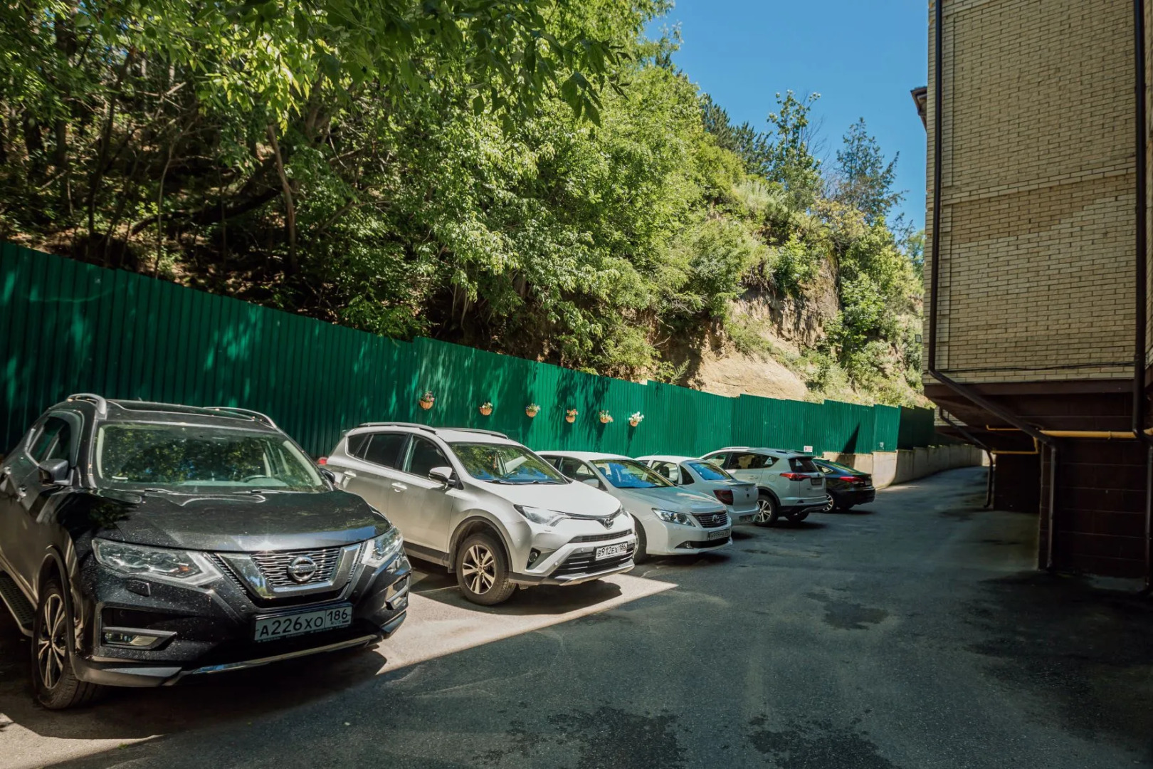 Апартаменты Маргаритка Ирины Савельевой У входа в парк Рядом с долиной роз