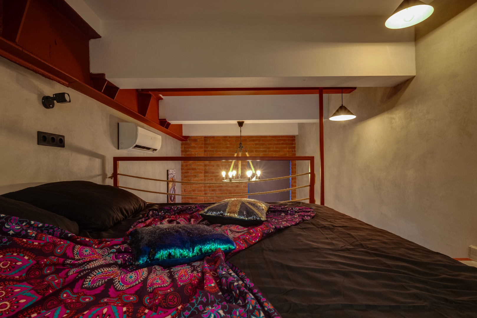 Апартаменты Двухуровневневые Loft в центре Москвы