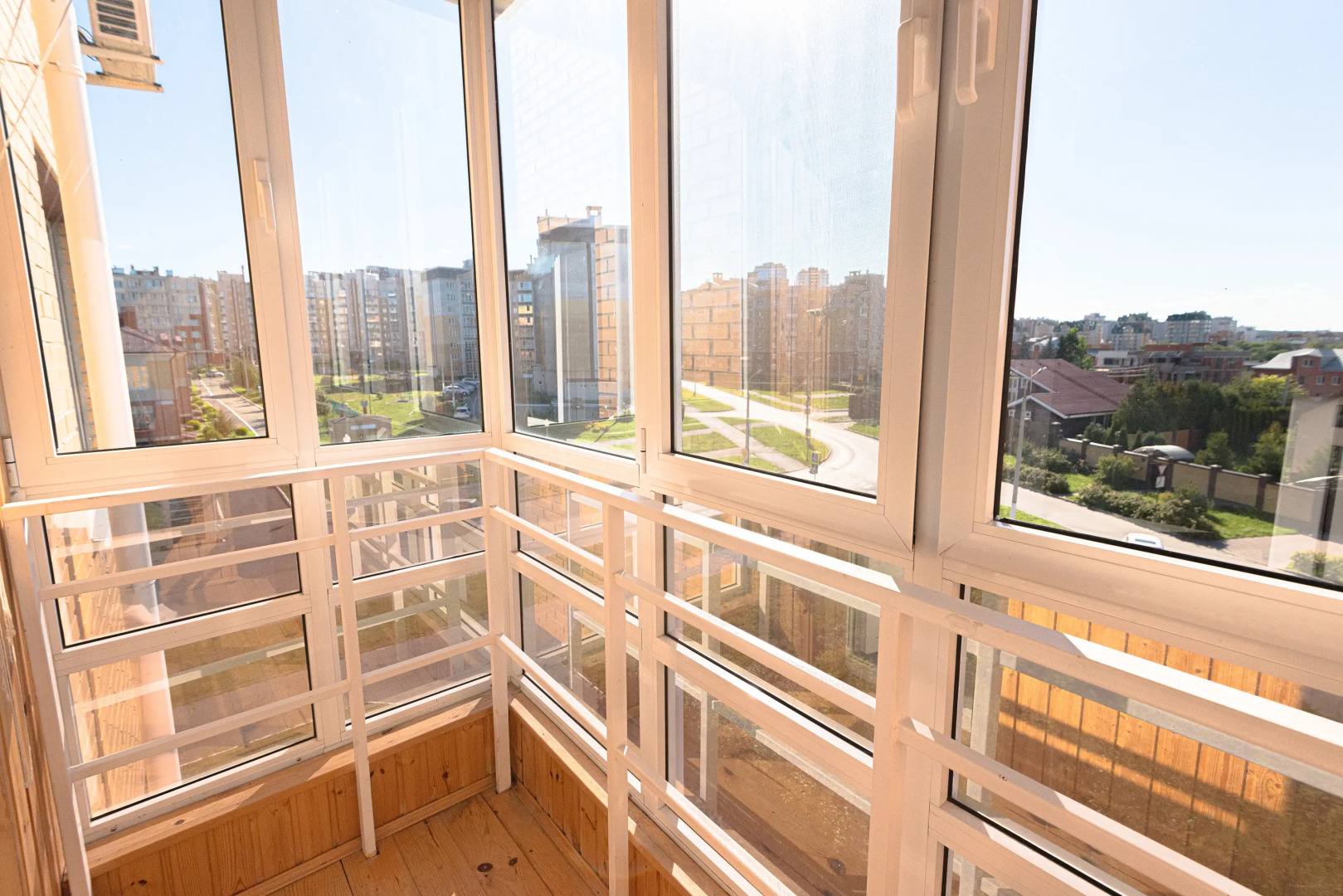 Квартира 1-к в престижном мкр. на Ильенко 14/7 от RentAp, 4 сп.места