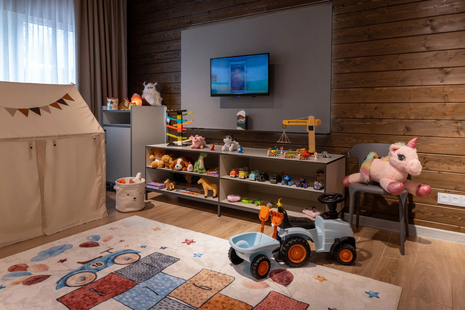 Небо и Горы