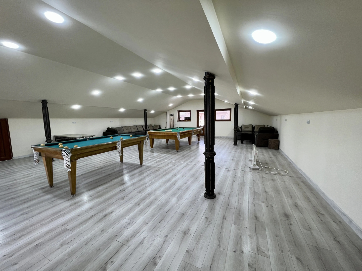 Вилла Luxury Villa Qarashamb