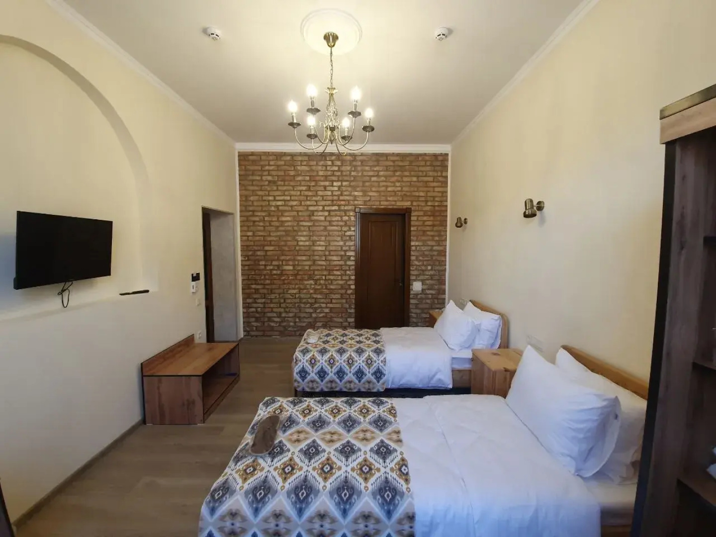 Гостевой дом Chorsu Inn