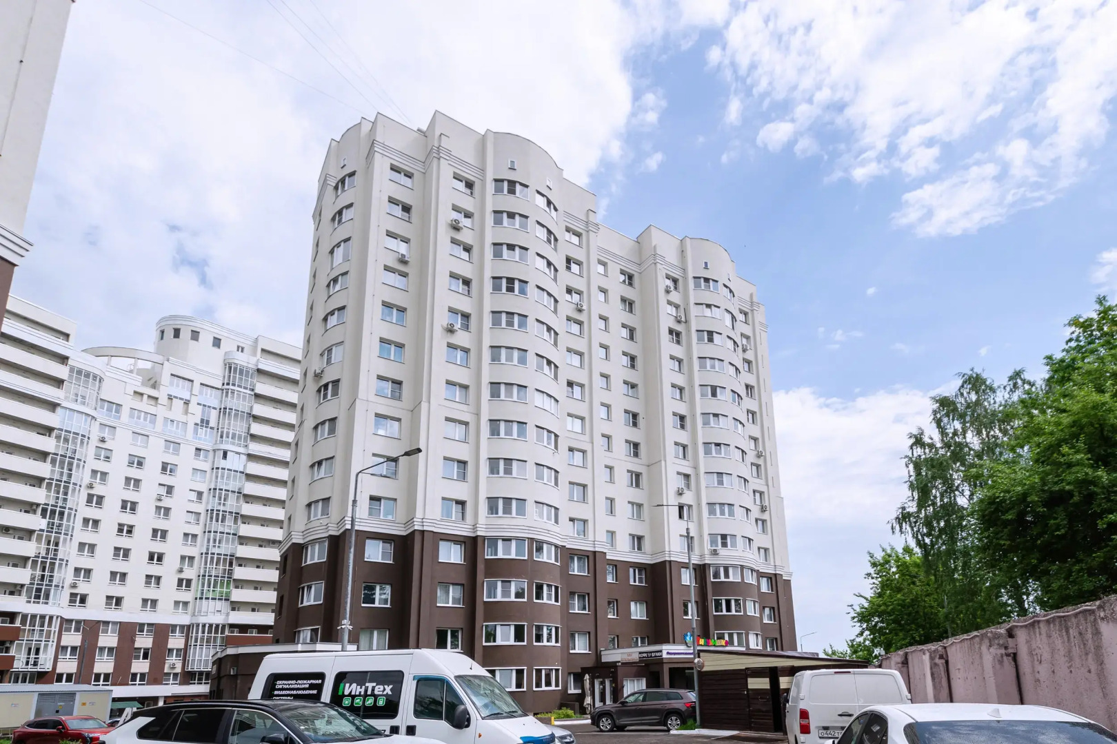 Апартаменты В ЖК Танеева Парк