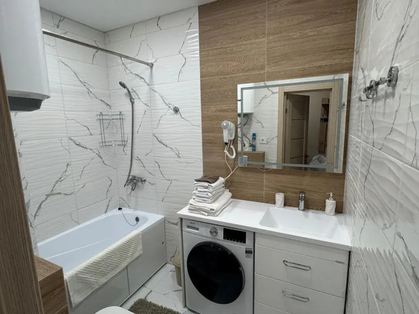 Квартира Ирисы у подножья горы