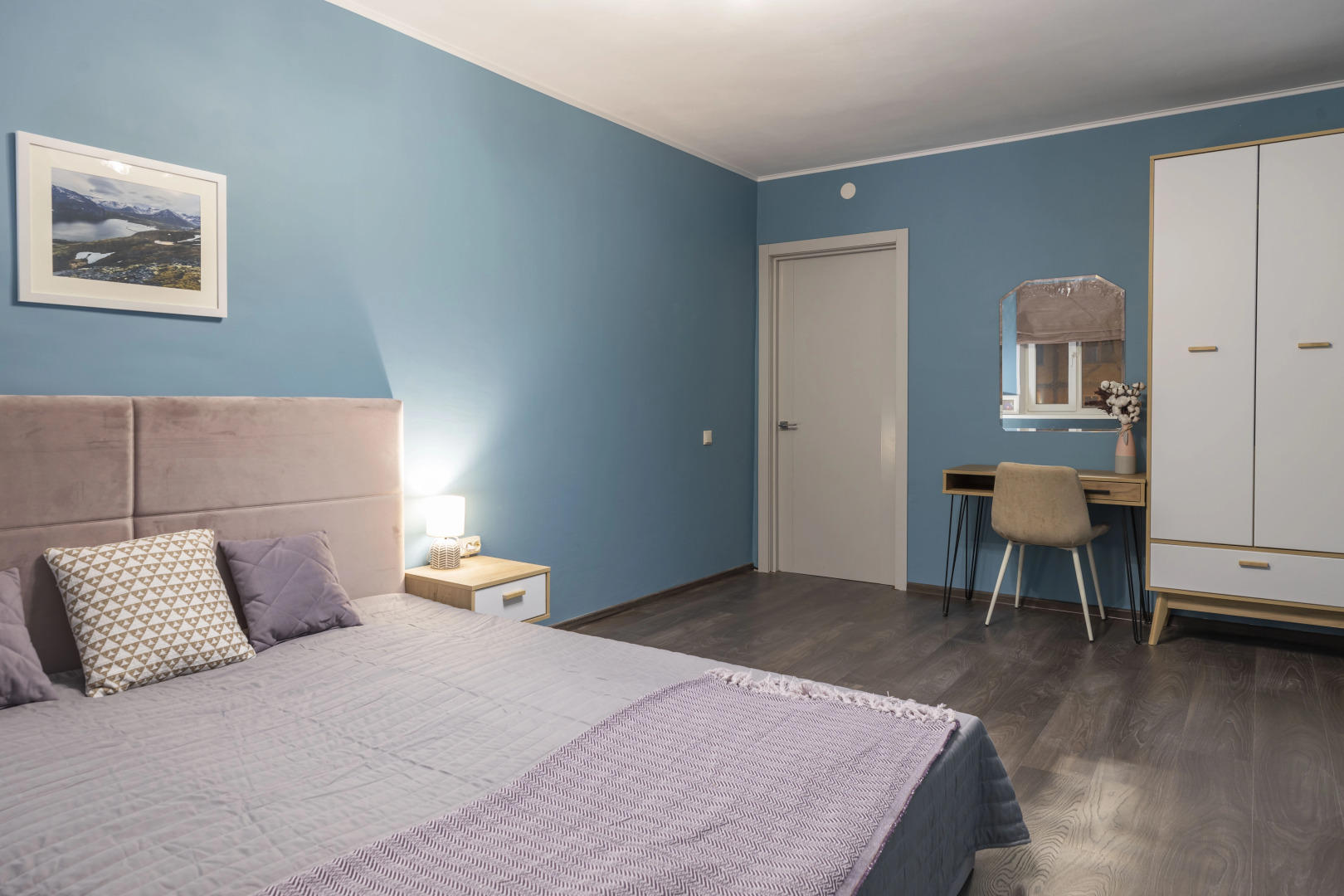 Квартира 2-комн с видом на озеро и горы