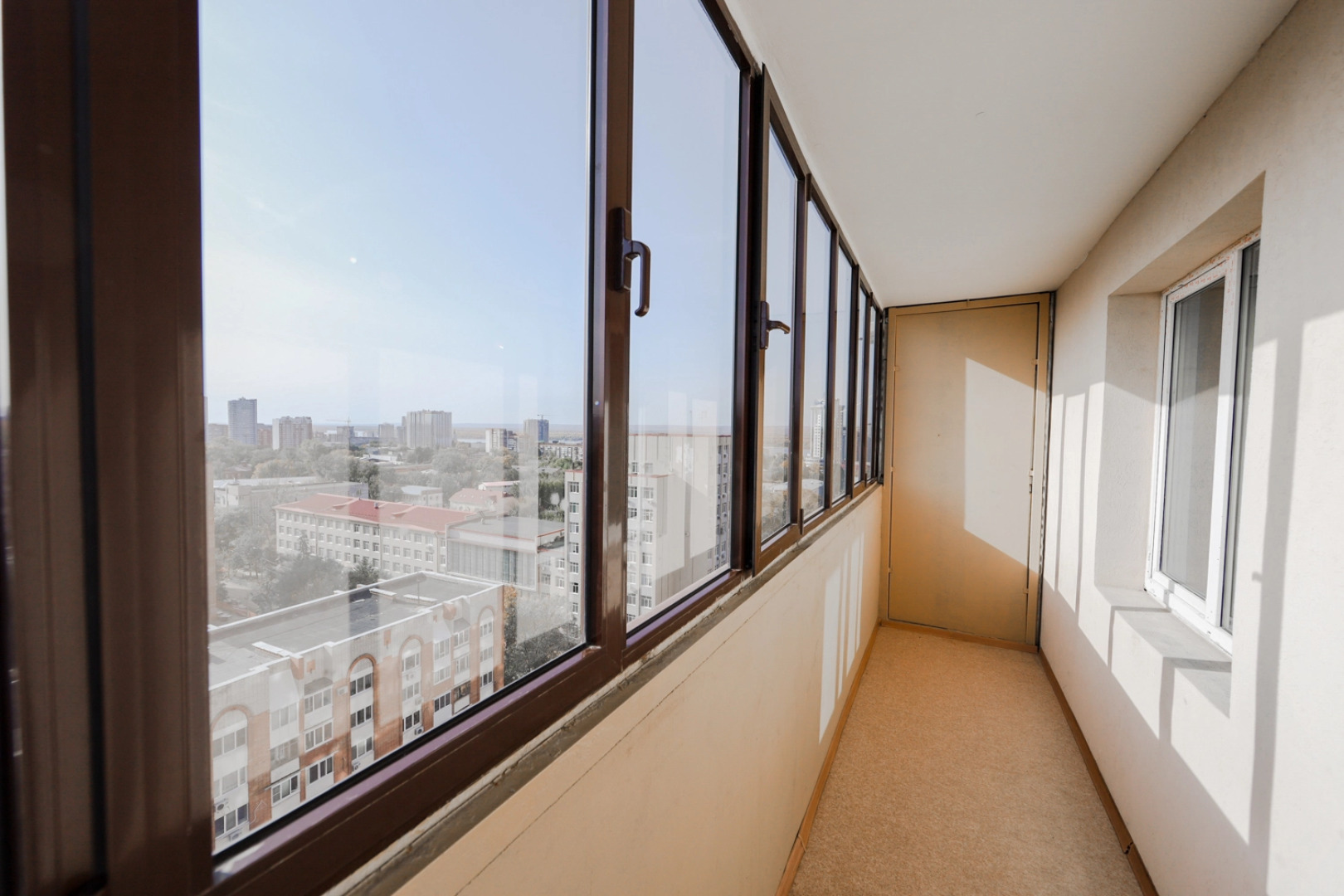 Апартаменты Большая квартира с видом на Волгу