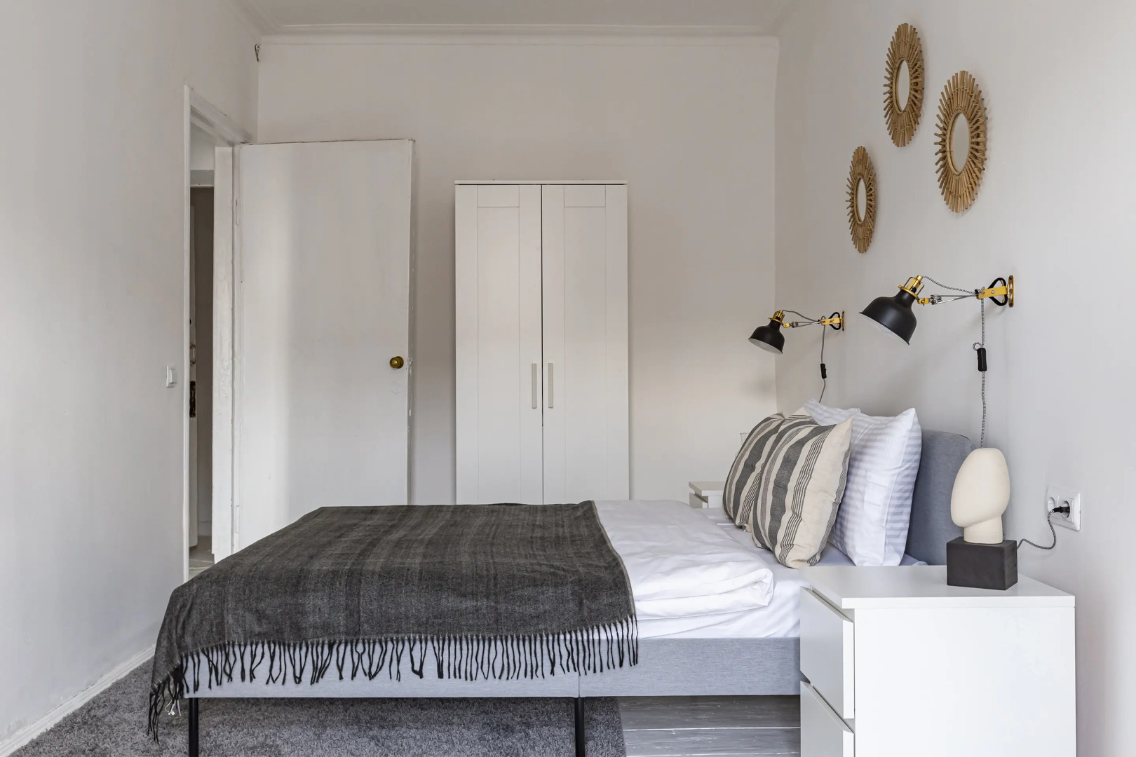 Квартира В Самом Центре С Парковкой