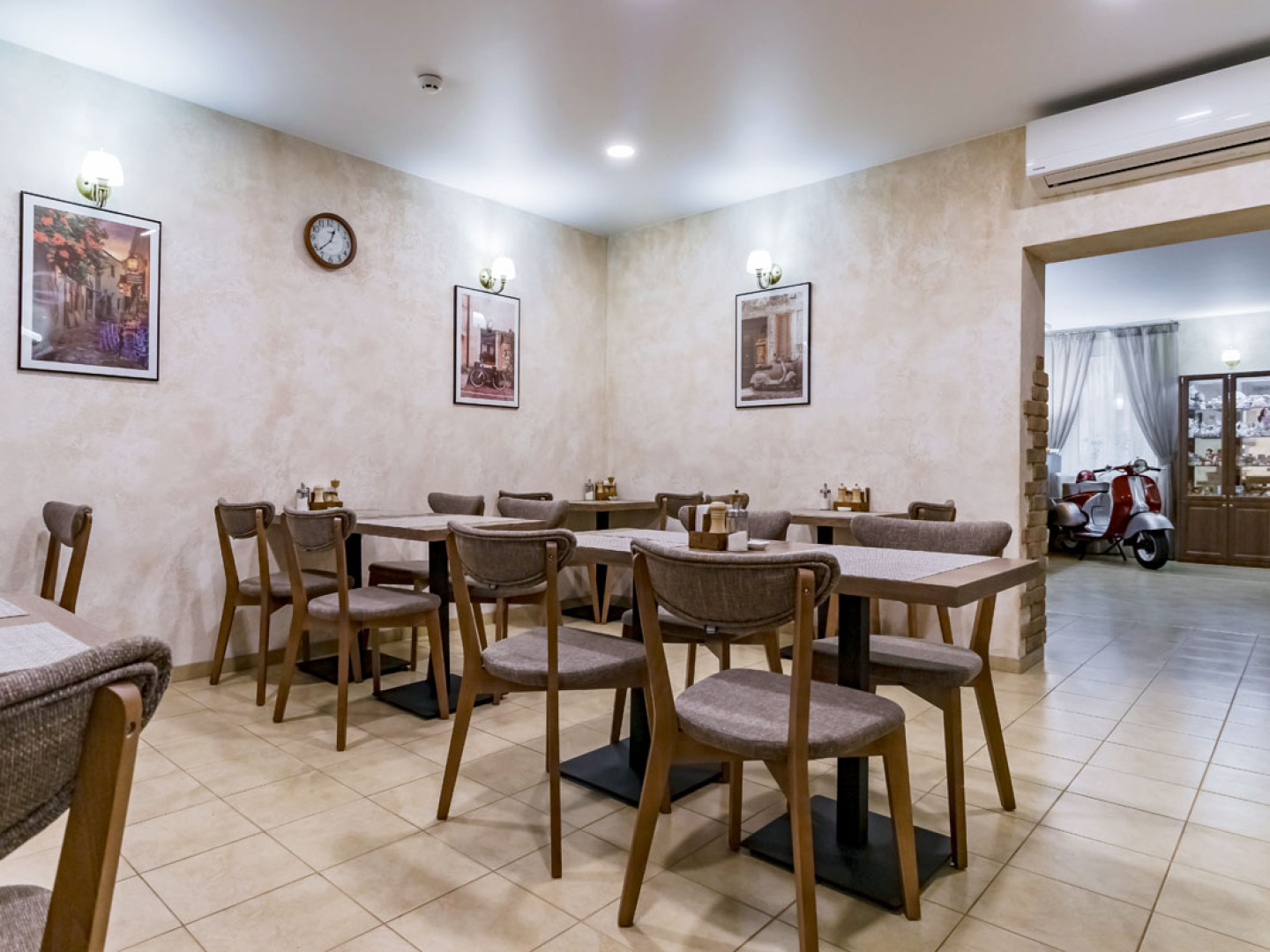 Отель Старый дворик на Мопра