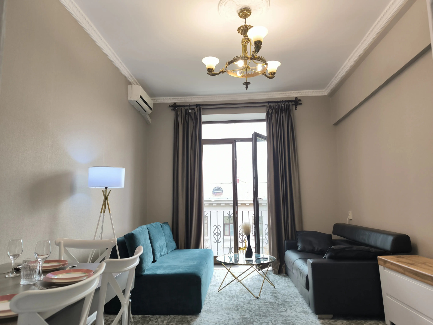 Апартаменты Центр Цирк Зыбитская Трёшка