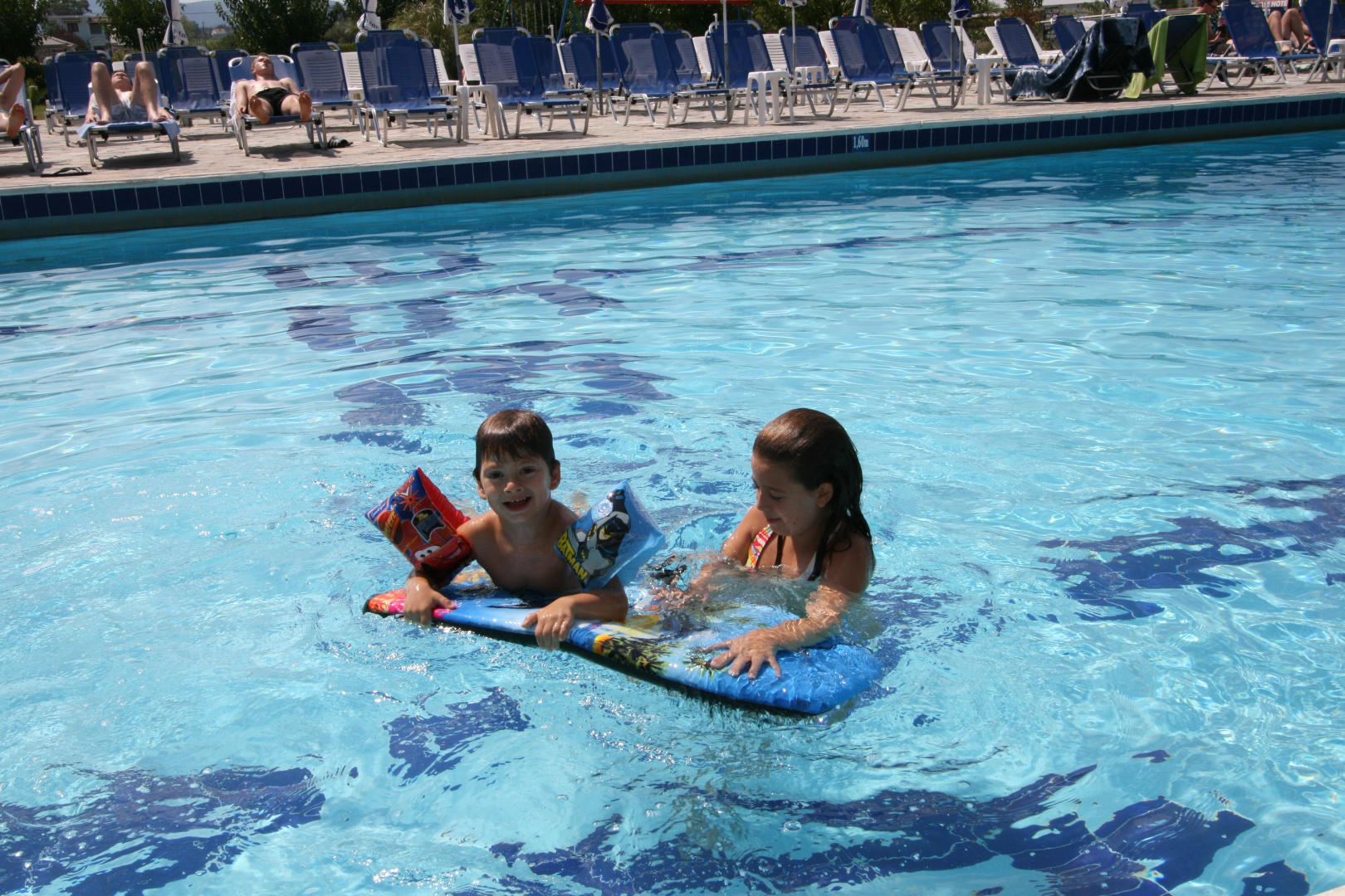 Апарт-отель Village Inn Studios & Family Apartments