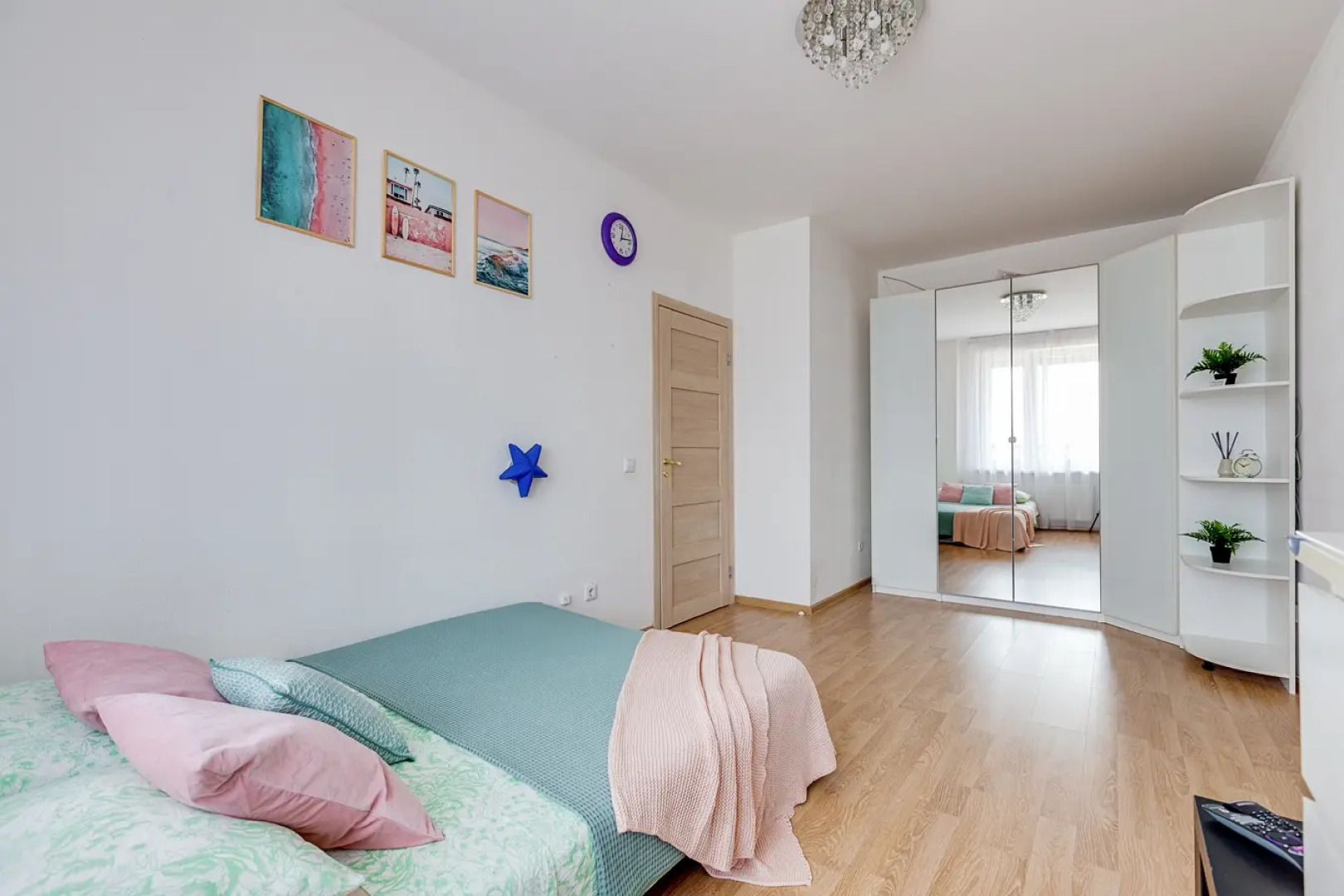 Апартаменты на Европейском проспекте 3