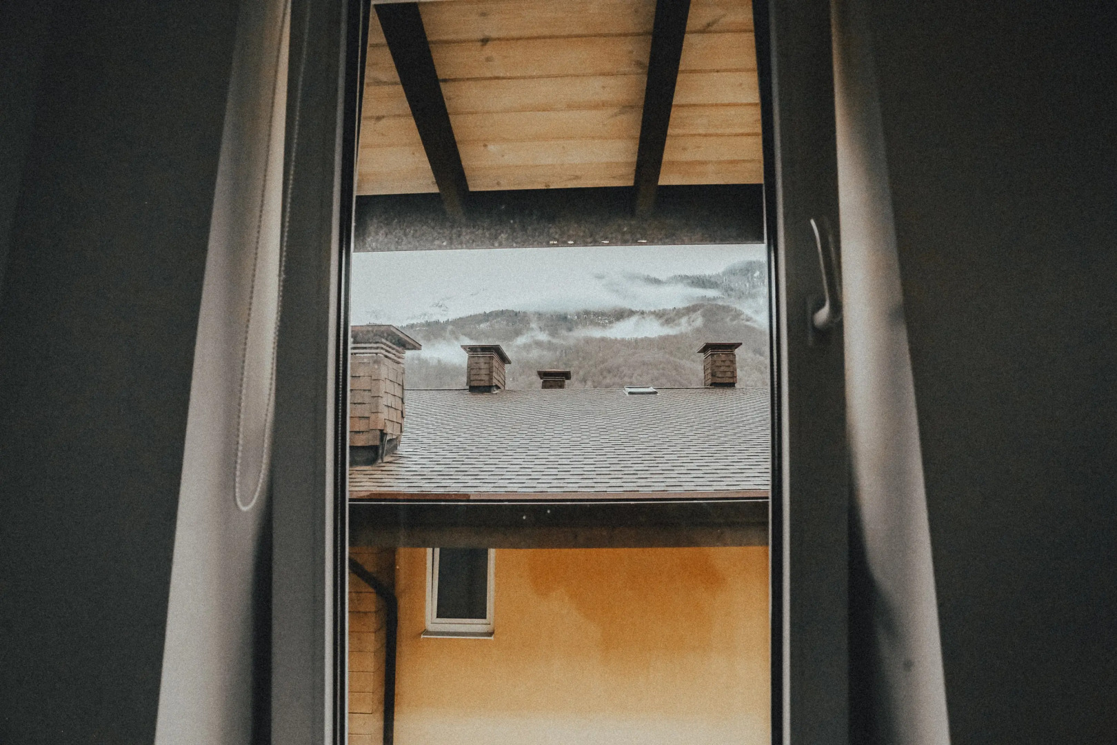 Апартаменты с Видом на Горы 1