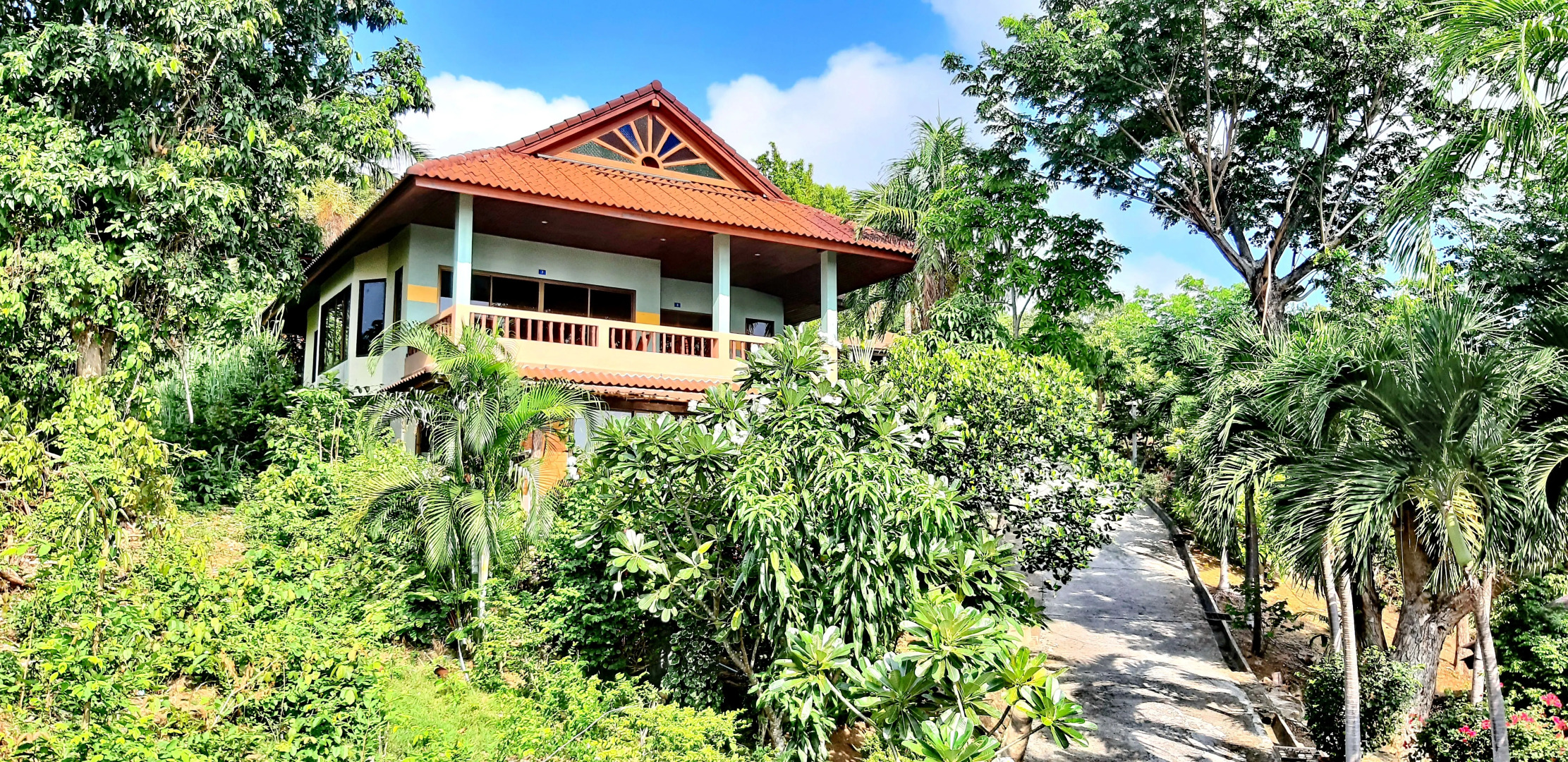 Отель Chaweng Bayview Resort