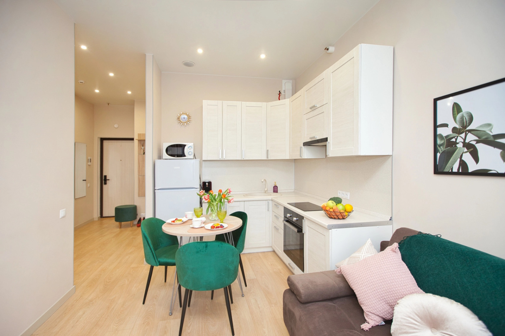 Апаратаменты около НЦ Кулакова