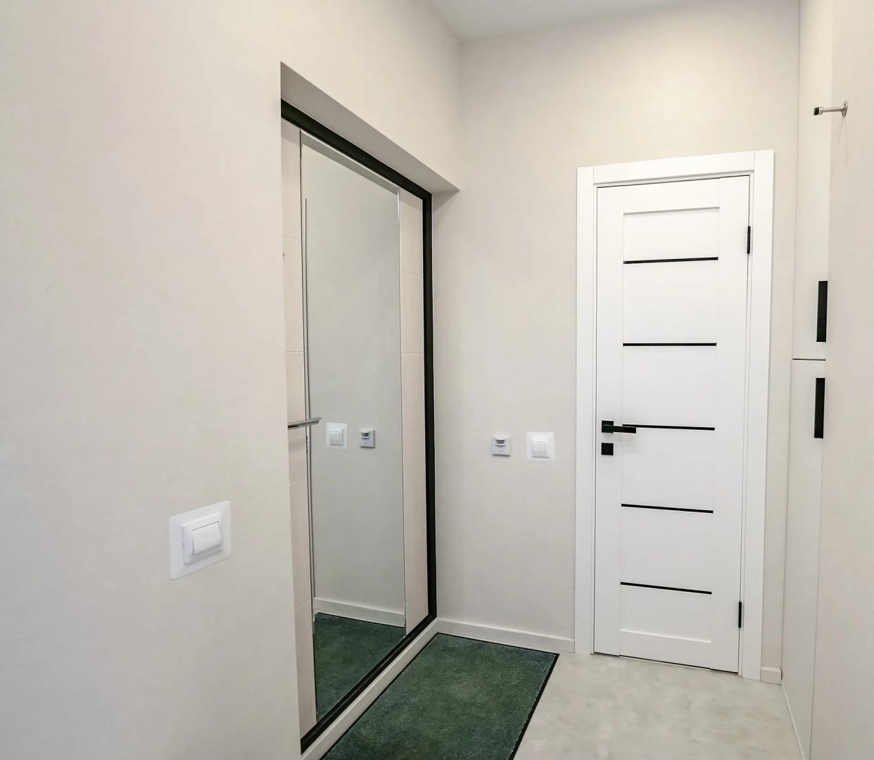 Апартаменты возле Театра и моста, недалеко от центра. Брянская 18.