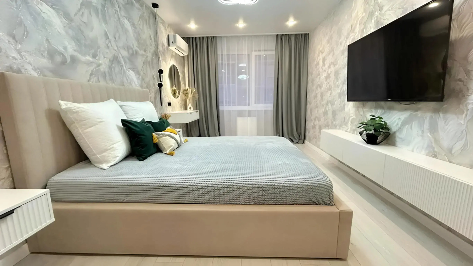 Апартаменты Семейный Люкс