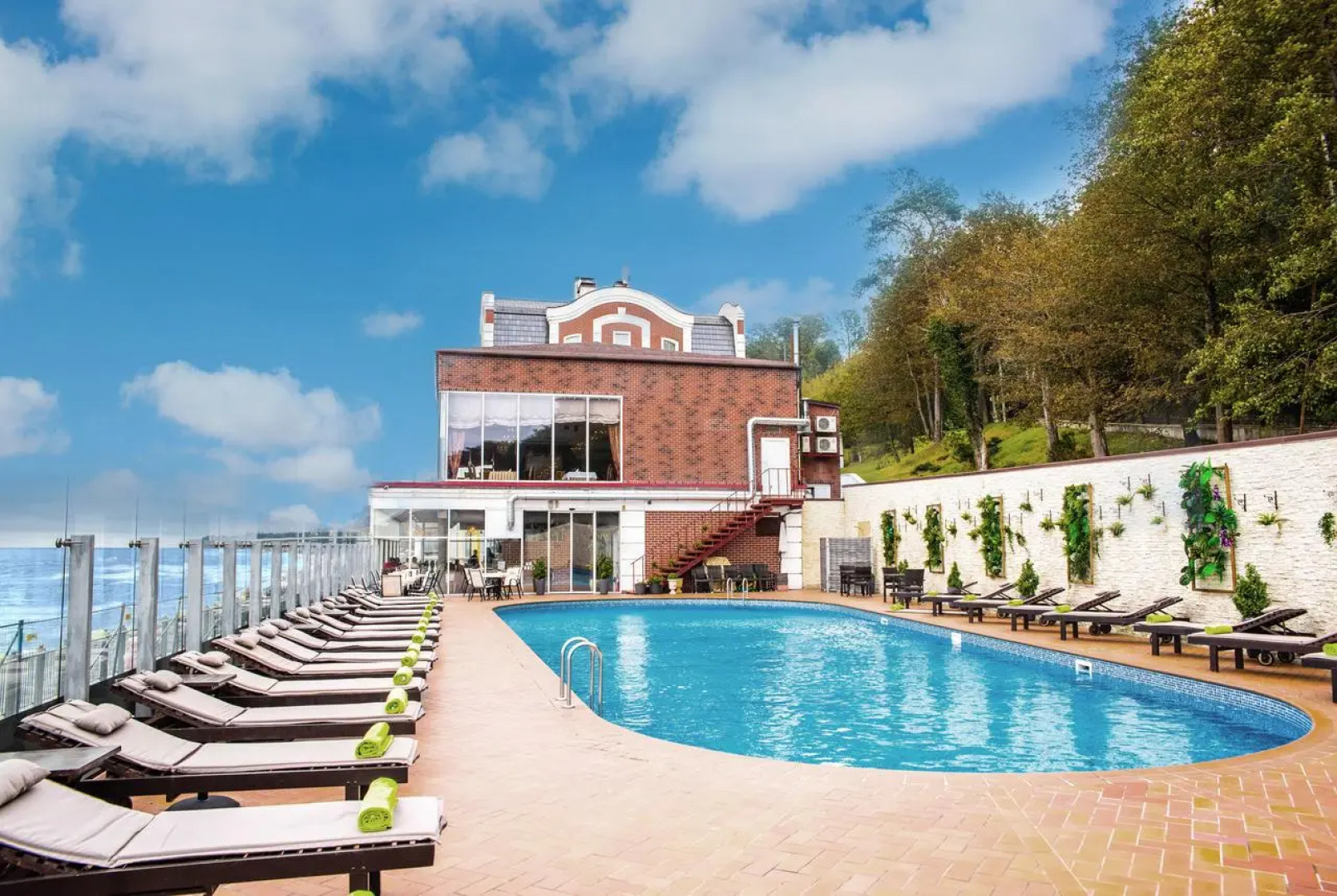 Отель Гранд Палас