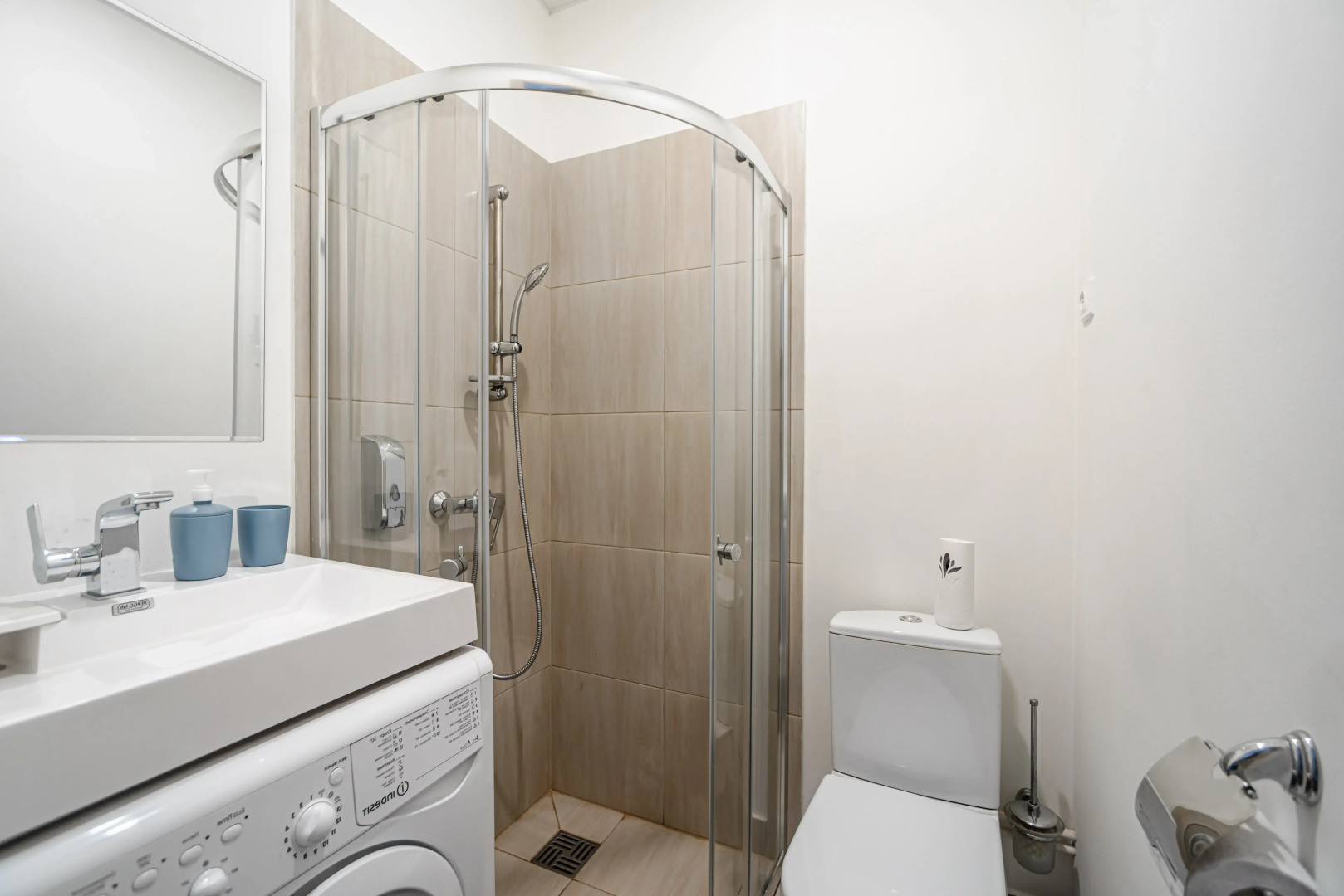 Апарт-отель Нижний Ораниенбаум (201)