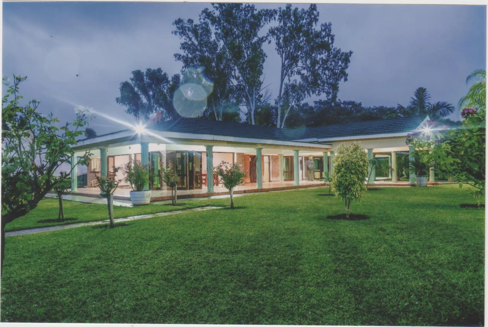 Отель Khayalethu Garden Lodges