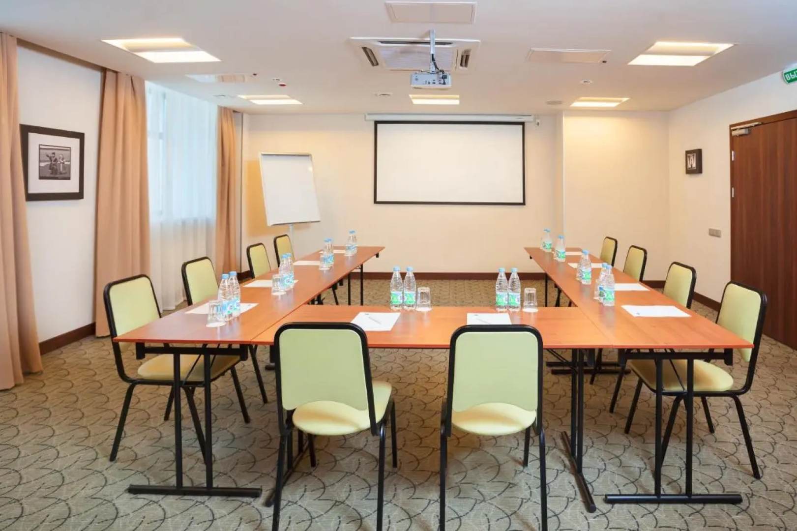 Отель Hampton by Hilton Samara