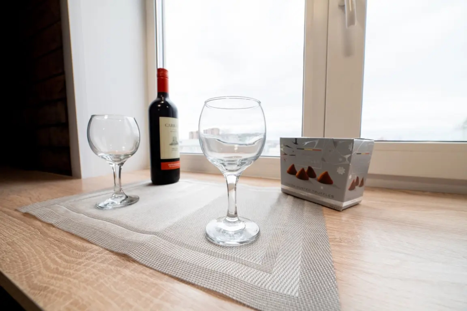 Апартаменты Дизайнерская Студия на Быковского 1