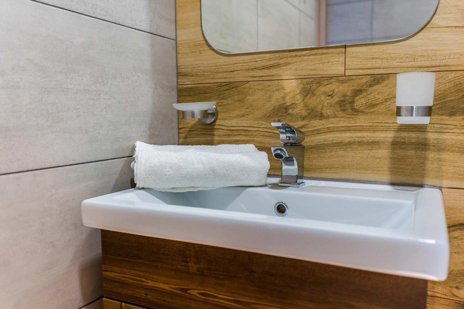 Апартаменты Просторные С Панорамным Балконом От LetoApart