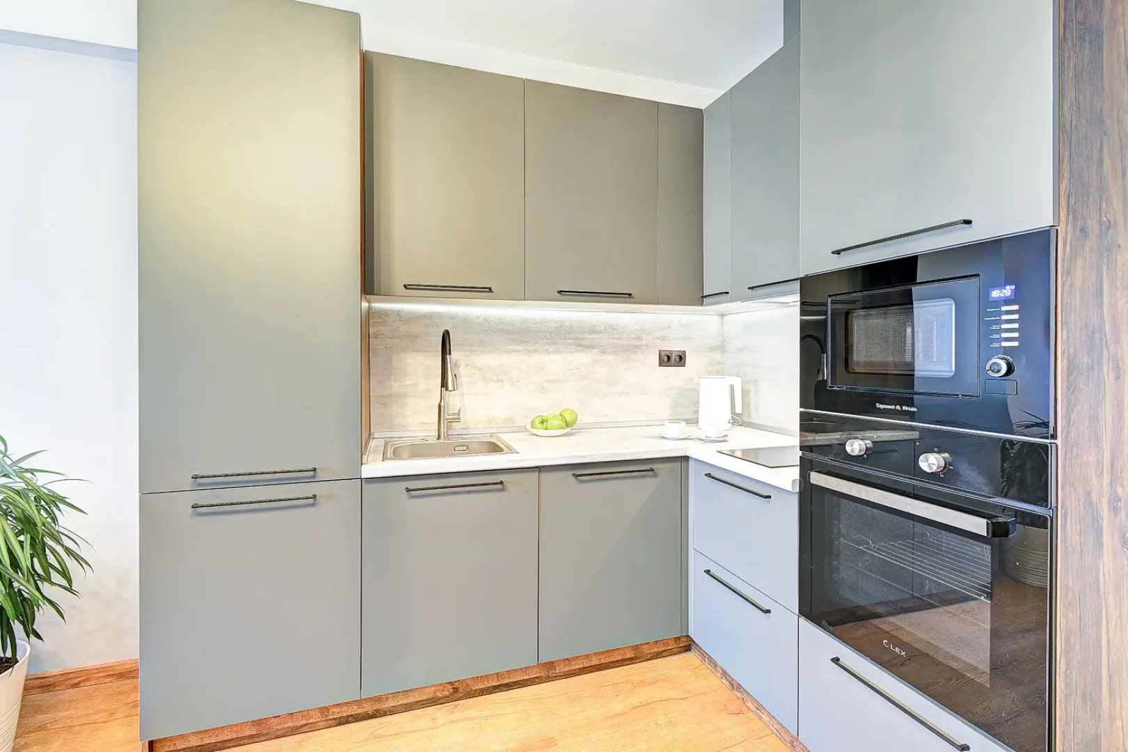 Квартира на 1й линия от моря большая комфортная