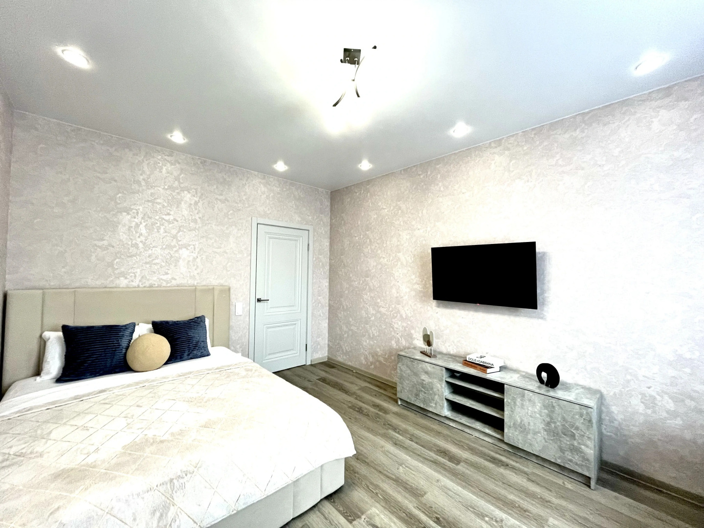 Квартира Неотель возле ВВА