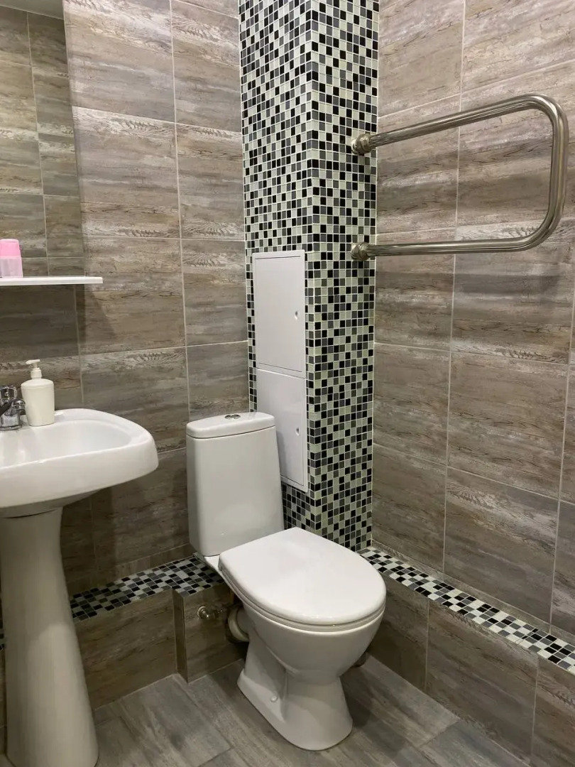 Апартаменты видовые на 14 этаже рядом ТРК Родник