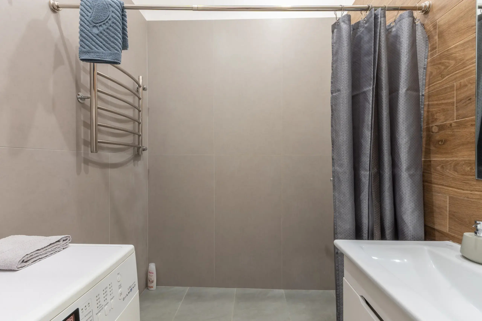 Стильная Двухкомнатная Квартира Рядом С Центром