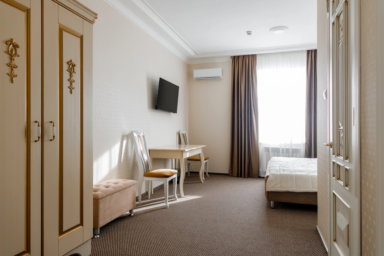 Отель Афины