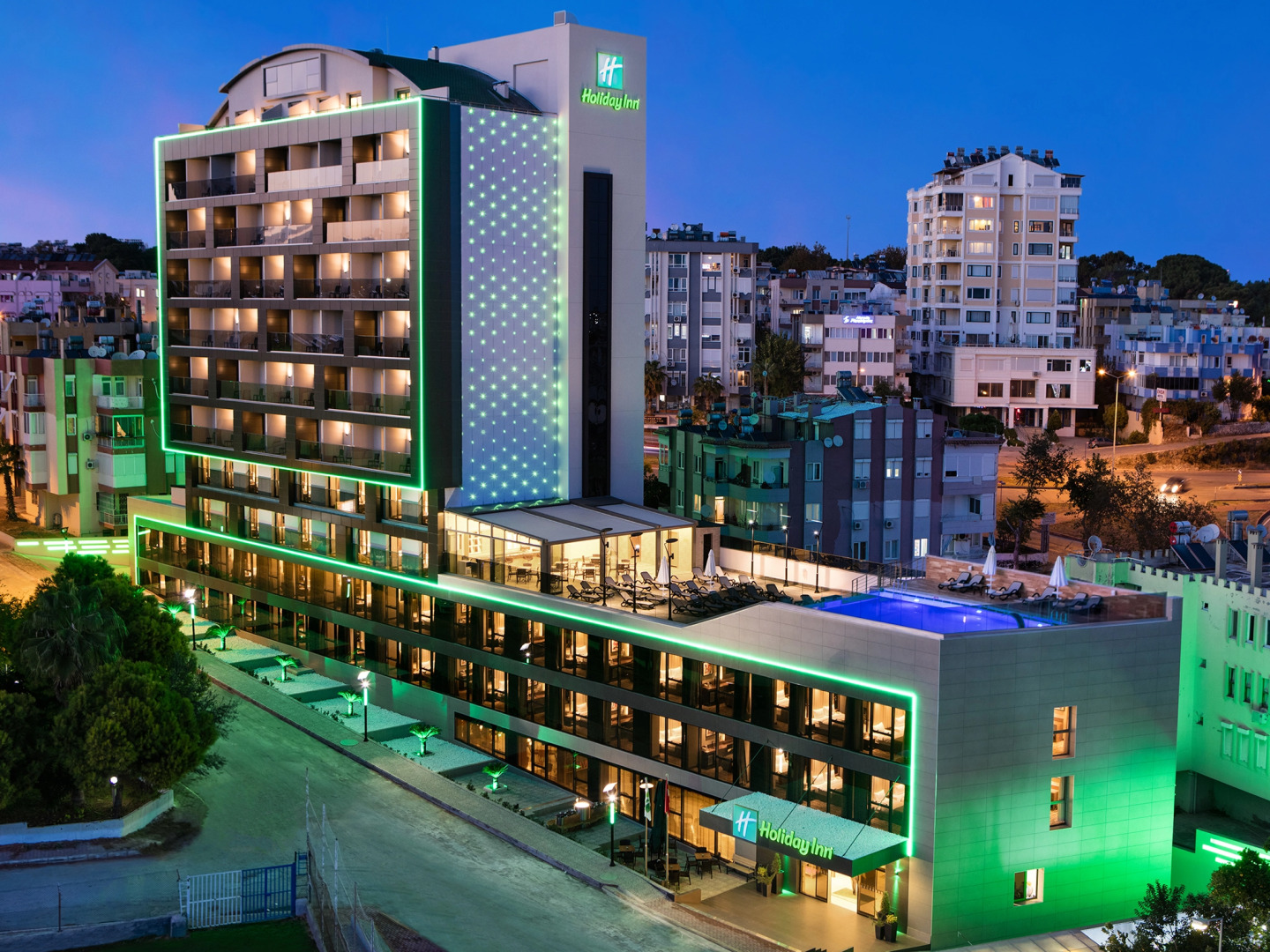 Отель Holiday Inn Antalya Lara