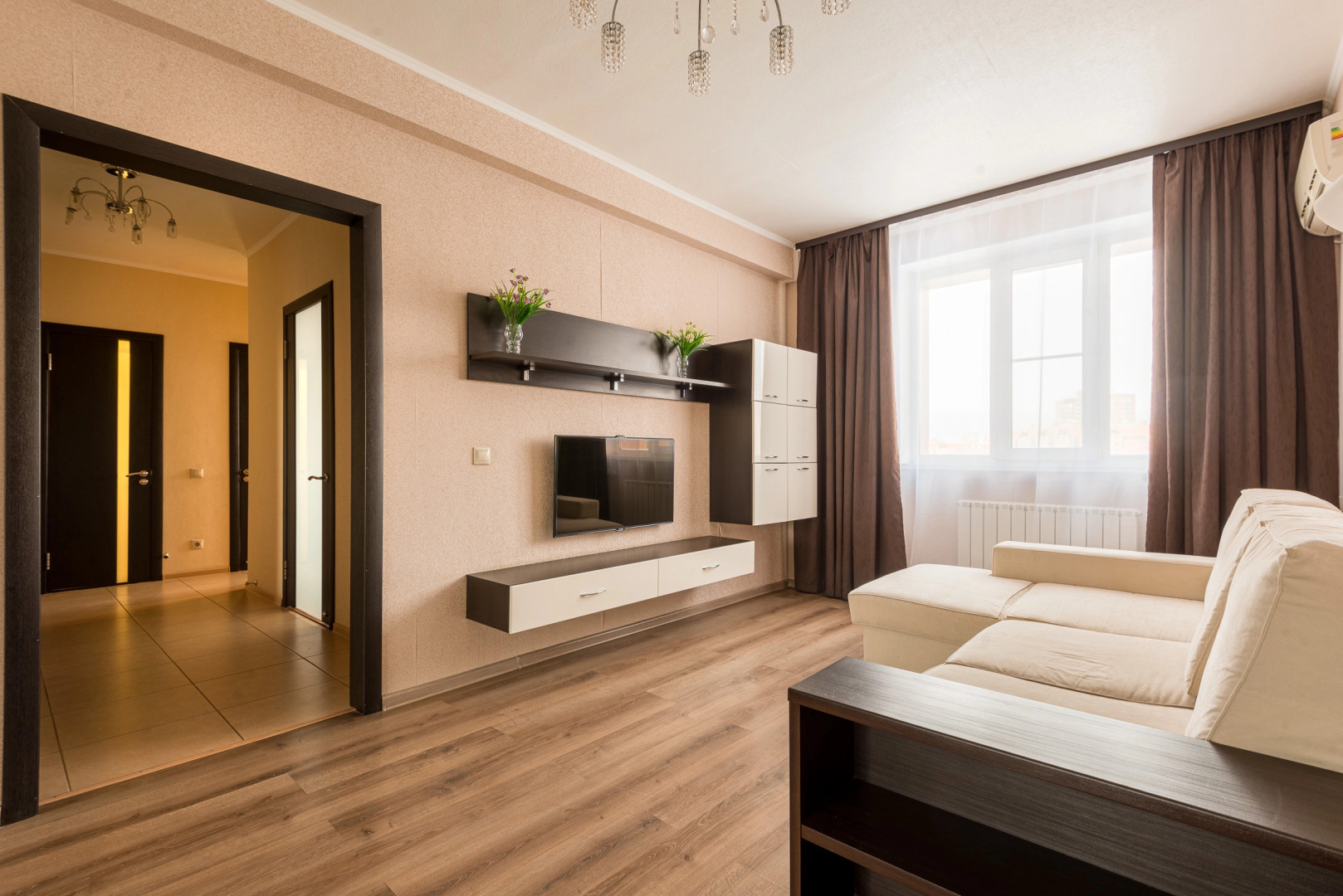 Квартира 2-к в центре на Ярославской 72 от RentAp, 4 сп.места