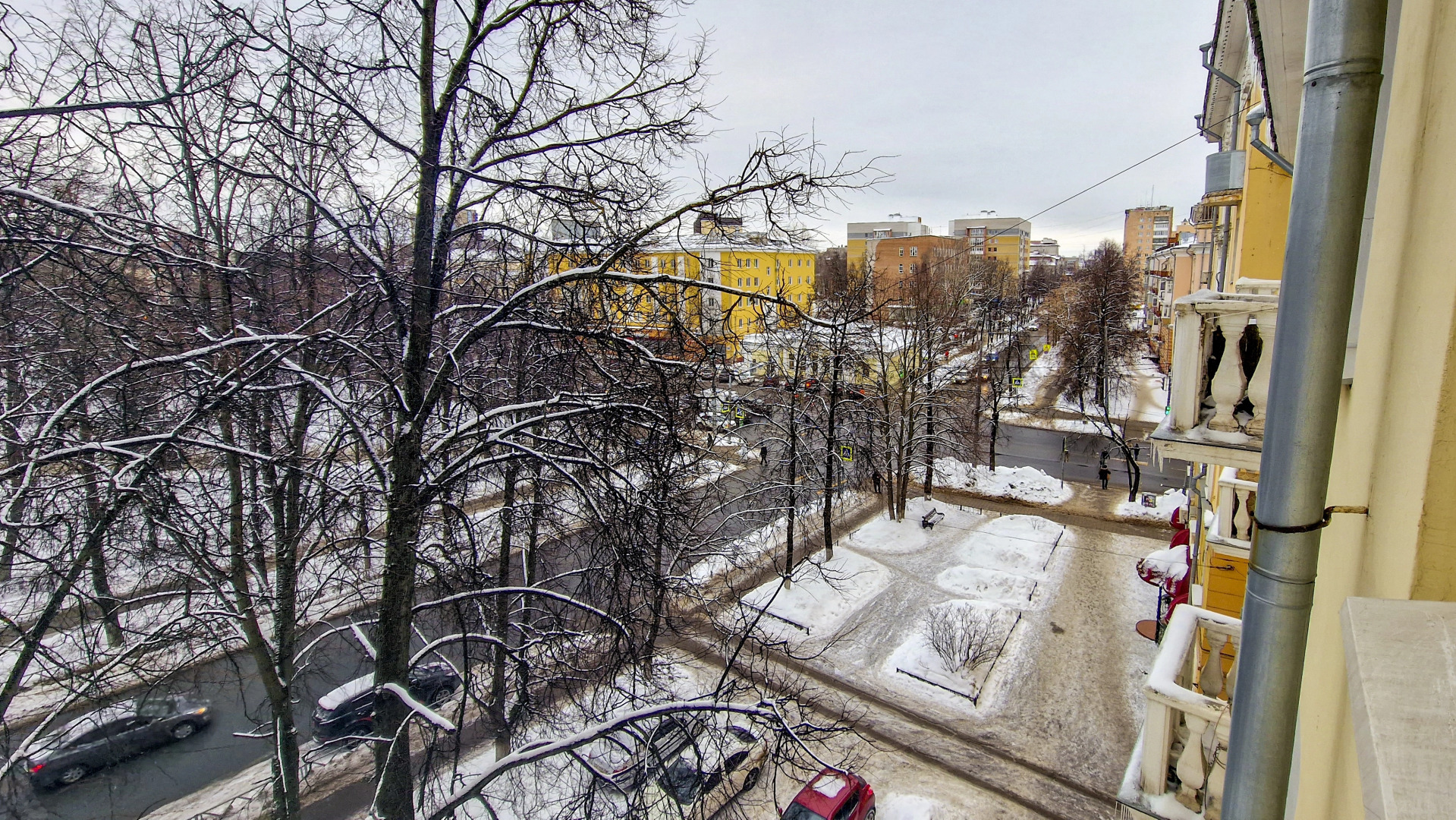 Апартаменты GoldenRing-Apartments, Свободы 52